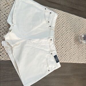 Abercrombie and Fitch White Denim Women's Shorts brand new